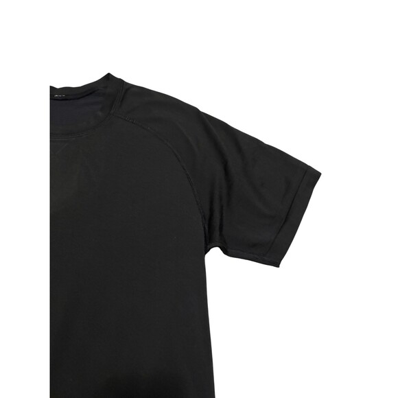 Lululemon Black Athletic T Shirt Men Small Slim Fit Workout Gym Tee - Picture 3 of 9